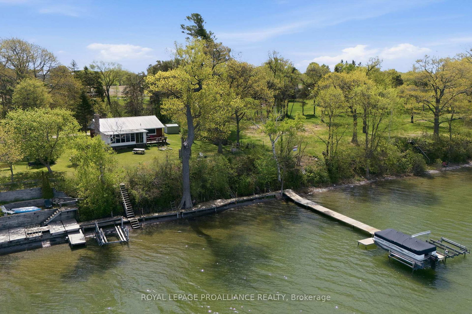 40-mayne-lane-prince-edward-county-ontario-x12018177