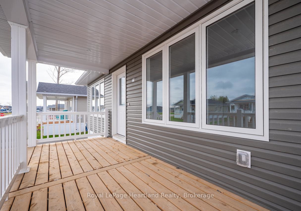 13-bluffs-view-boulevard-ashfield-colborne-wawanosh-ontario-x12019360