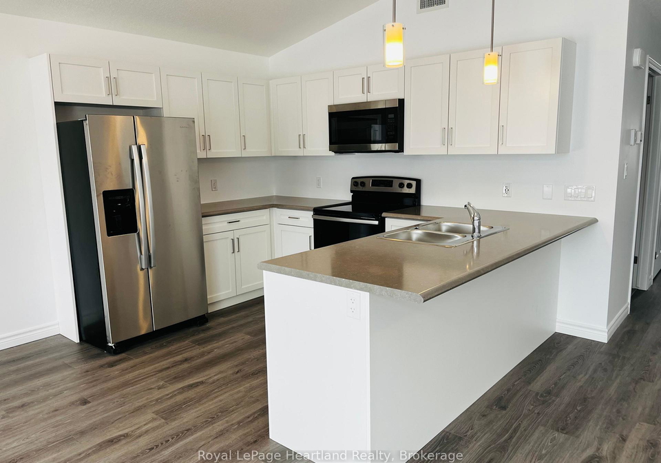 13-bluffs-view-boulevard-ashfield-colborne-wawanosh-ontario-x12019360