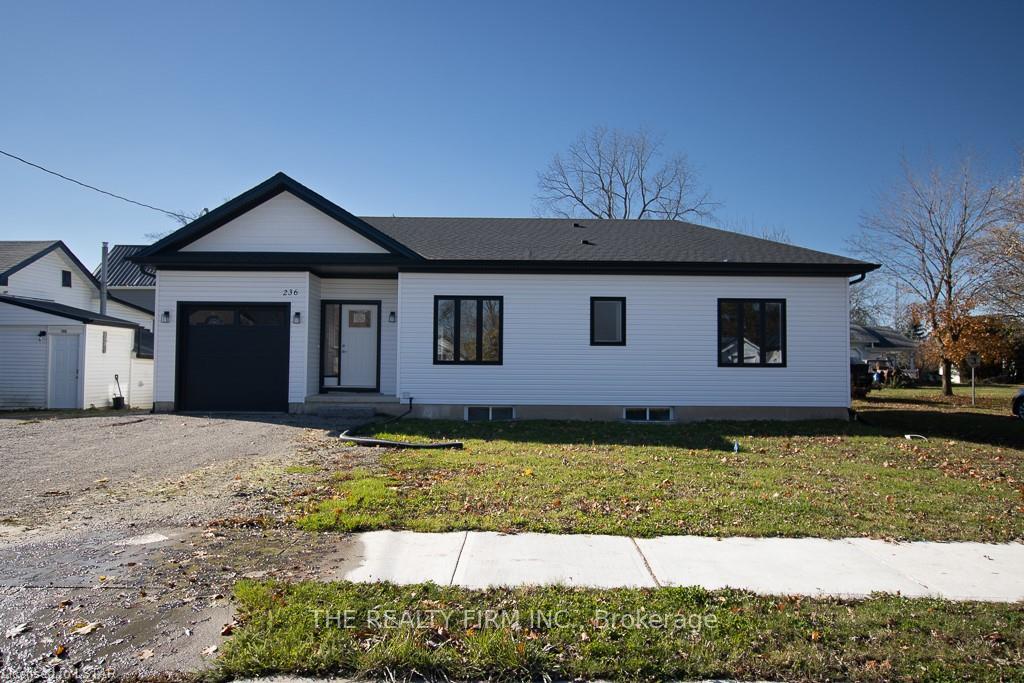 236-elizabeth-street-southwest-middlesex-ontario-x12019690