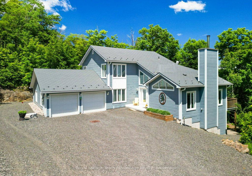3-lyndsey-lane-mckellar-ontario-x12023115