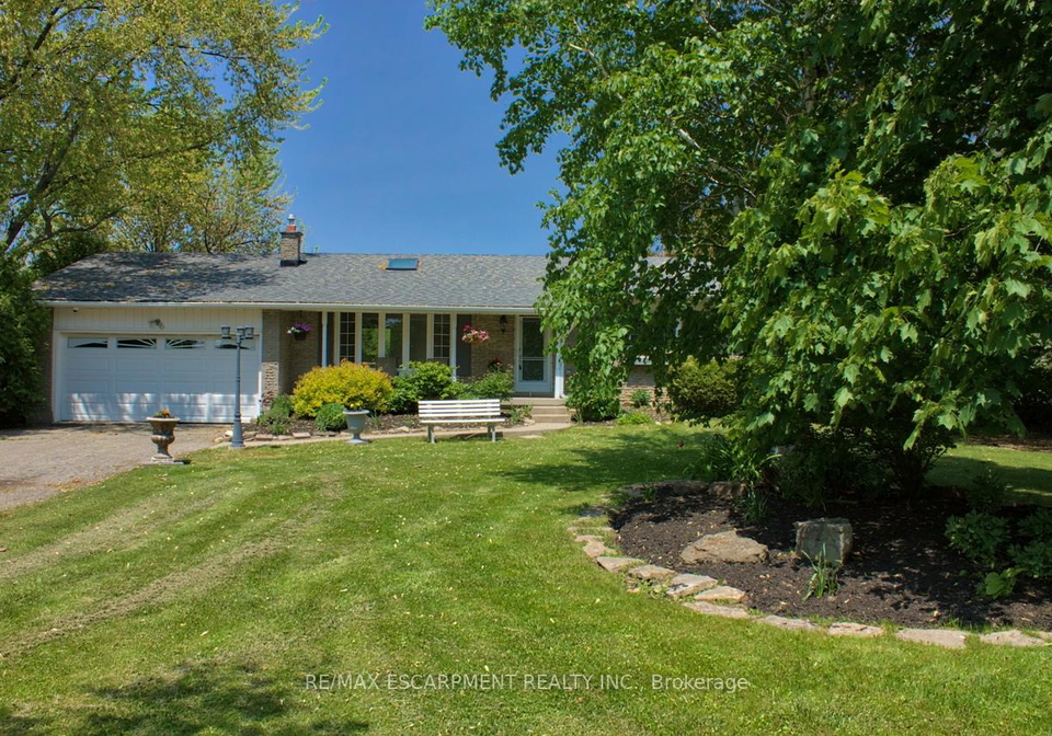 2126-golf-club-road-hamilton-ontario-x12023522