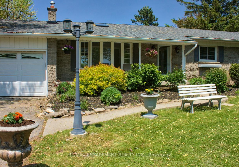 2126-golf-club-road-hamilton-ontario-x12023522