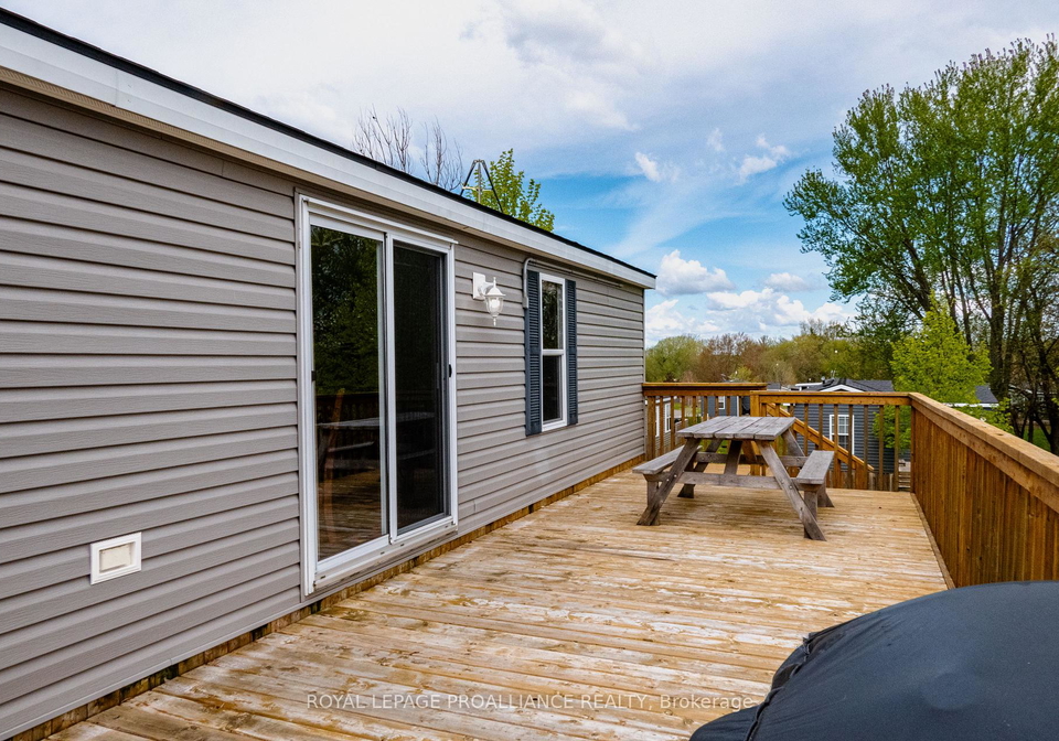 486-cty-rd-71-forest-grove-prince-edward-county-ontario-x12023986