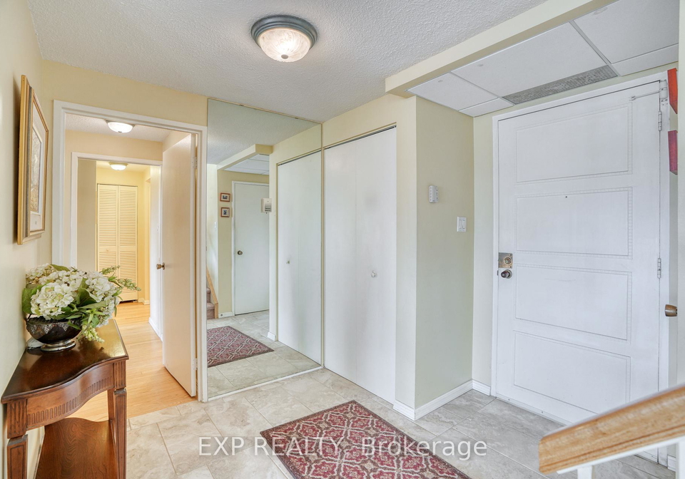 373-laurier-avenue-e-ottawa-ontario-x12028484