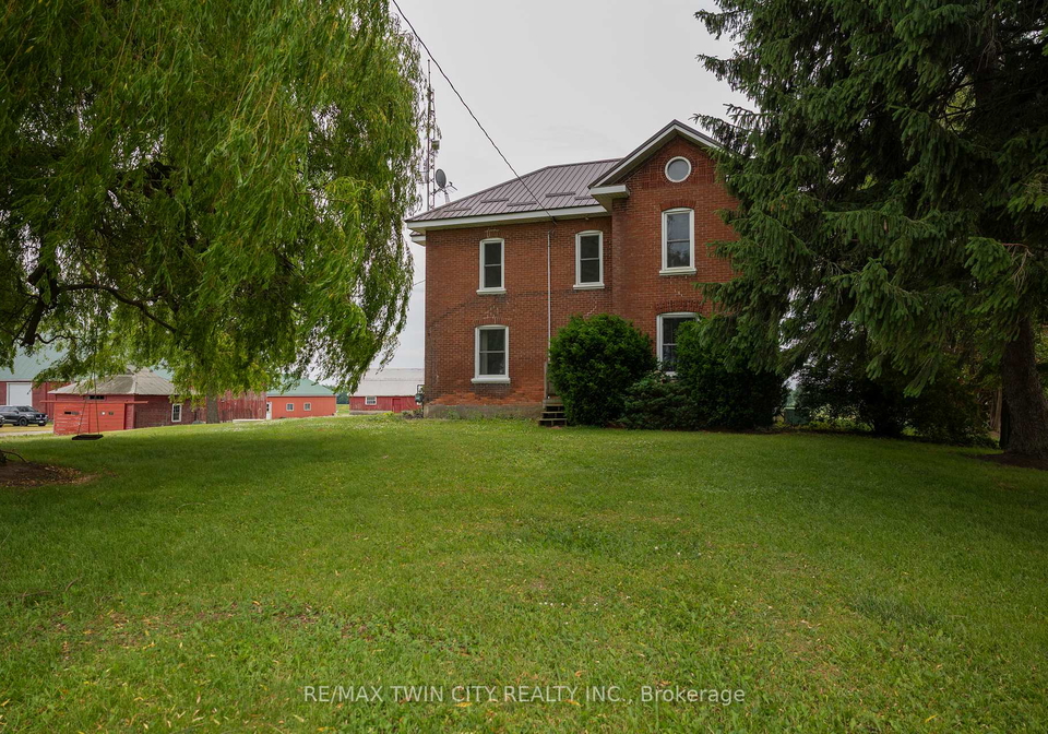 1746-windham-rd-2-norfolk-ontario-x12029216