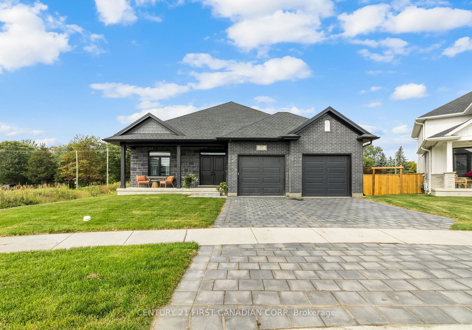 27-spruce-crescent-north-middlesex-ontario-x12030689