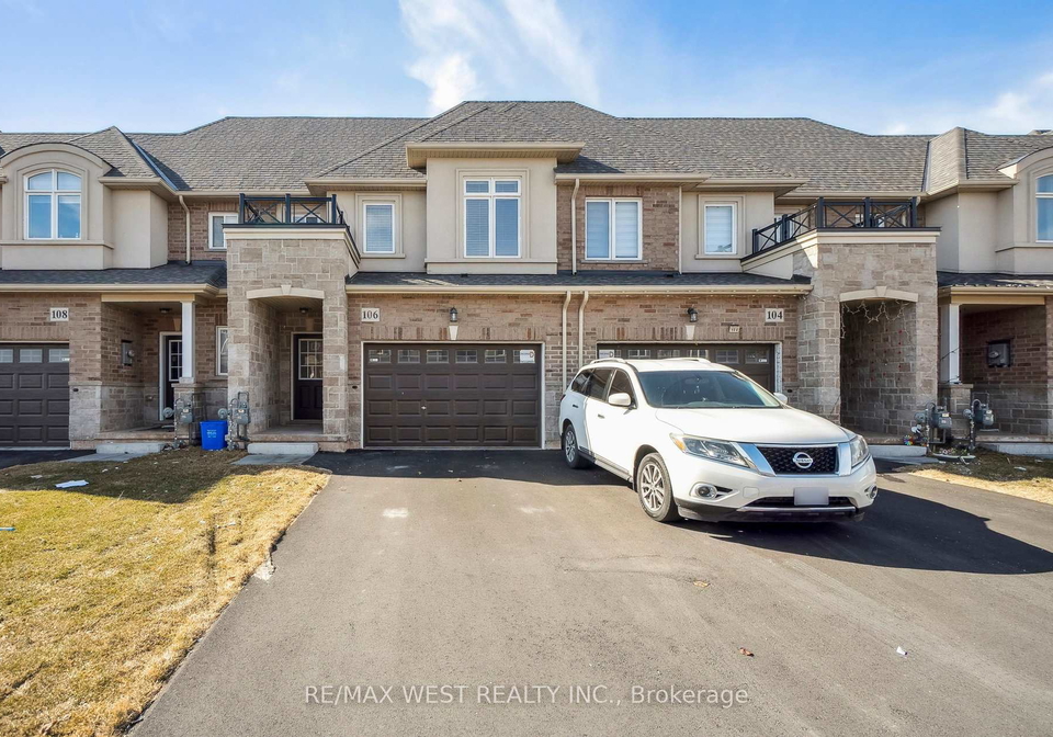 106-pinot-crescent-hamilton-ontario-x12031515