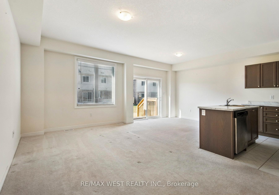 106-pinot-crescent-hamilton-ontario-x12031515