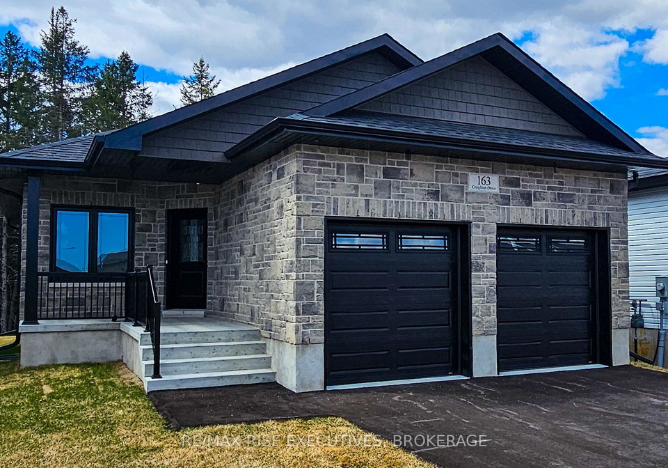 163-creighton-drive-loyalist-ontario-x12031583