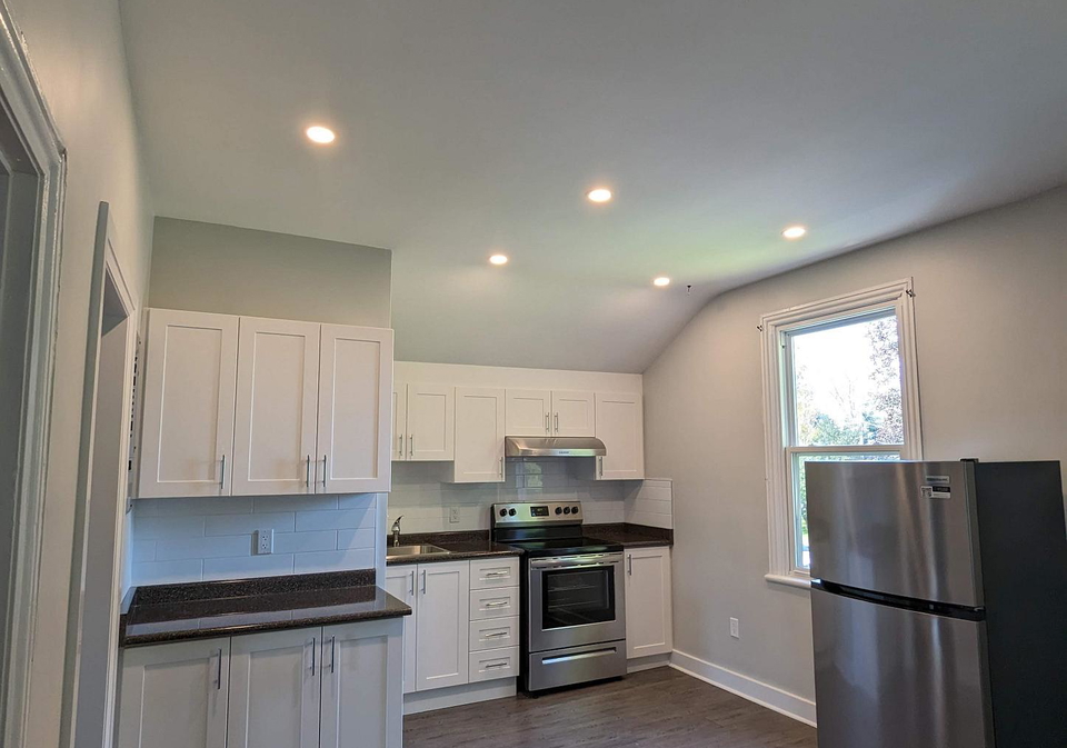 2-huron-street-kawartha-lakes-ontario-x12032731