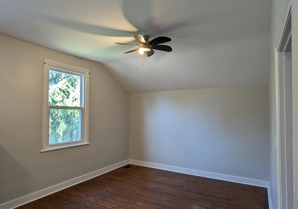 2-huron-street-kawartha-lakes-ontario-x12032731