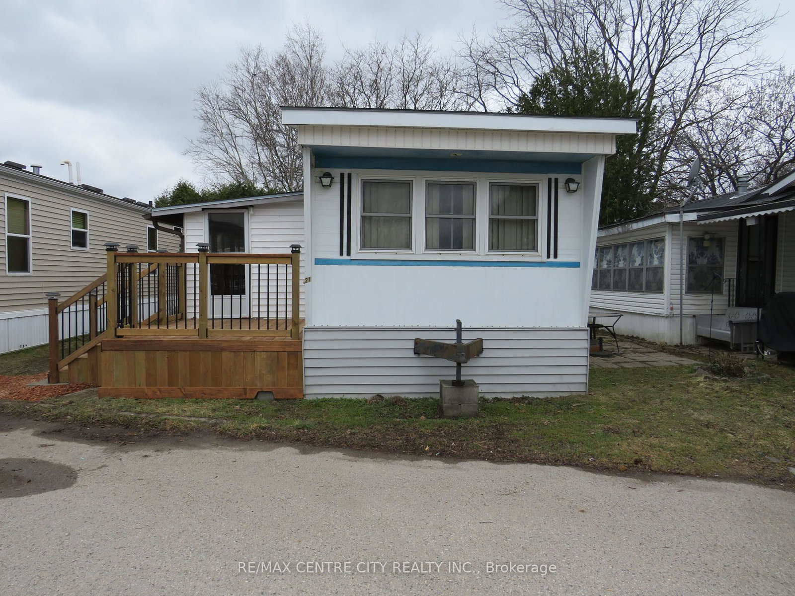 2189-dundas-street-e-london-east-ontario-x12033033