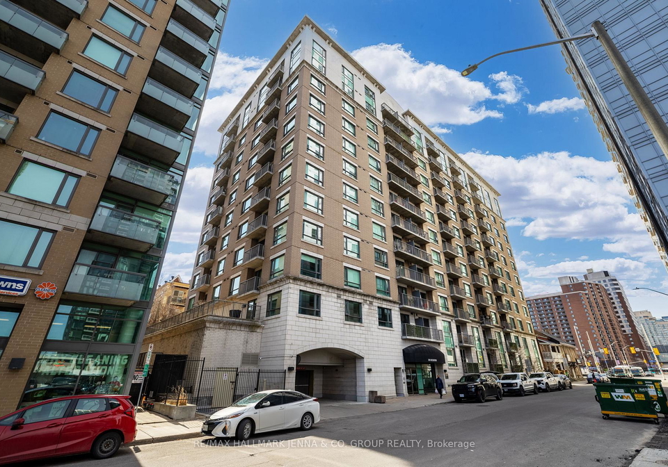 200-besserer-street-ottawa-ontario-x12033085