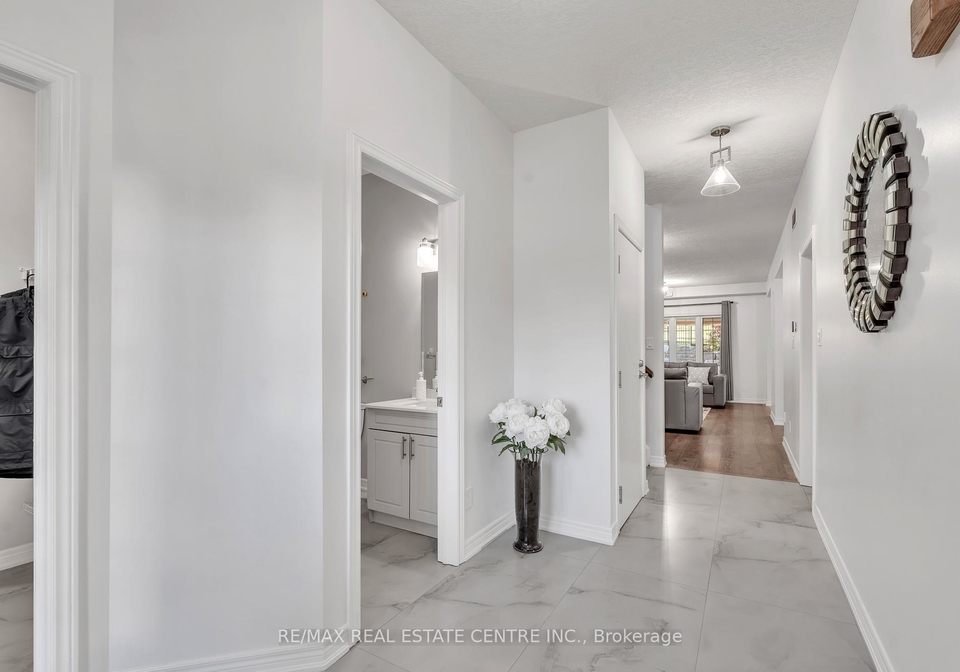 48-isaiah-drive-w-kitchener-ontario-x12033209