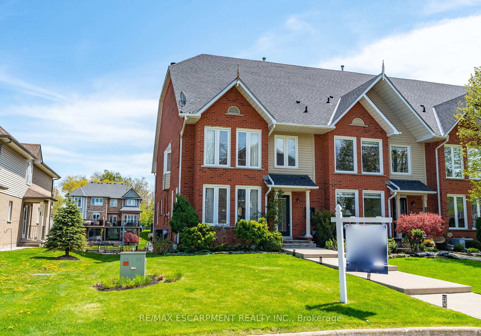 91-edgewater-drive-hamilton-ontario-x12035110