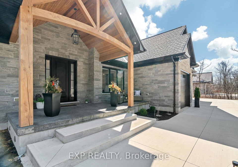 8425-goosemarsh-line-lambton-shores-ontario-x12035678