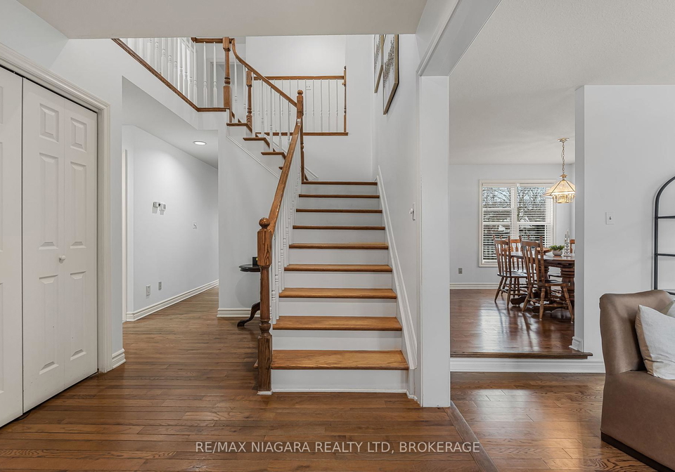 8-grange-crescent-niagara-on-the-lake-ontario-x12037130