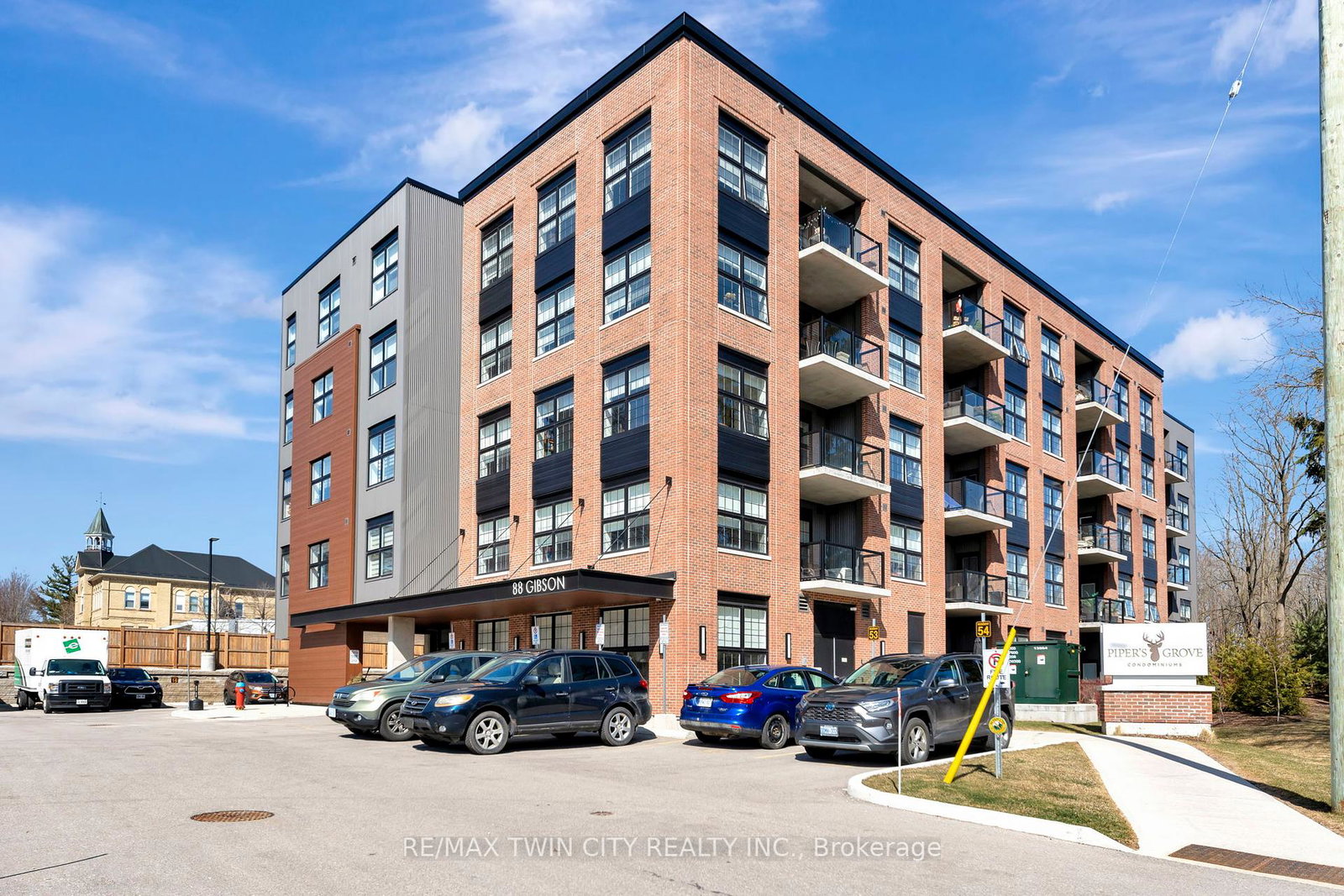 88-gibson-street-north-dumfries-ontario-x12037696