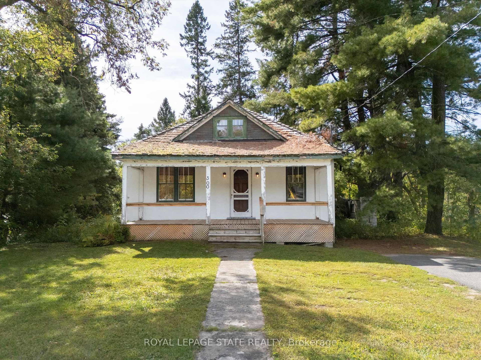 300-manitoba-street-bracebridge-ontario-x12038461