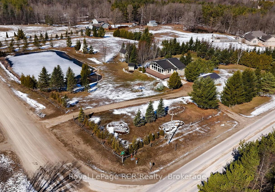 621823-sideroad-7-sideroad-chatsworth-ontario-x12040396
