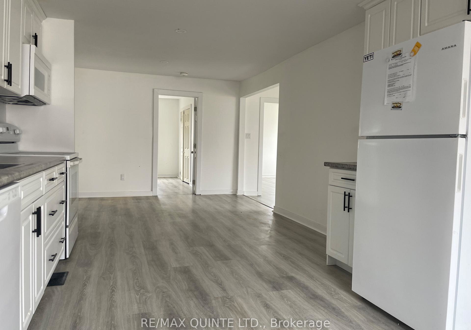 37-north-trent-street-quinte-west-ontario-x12040856
