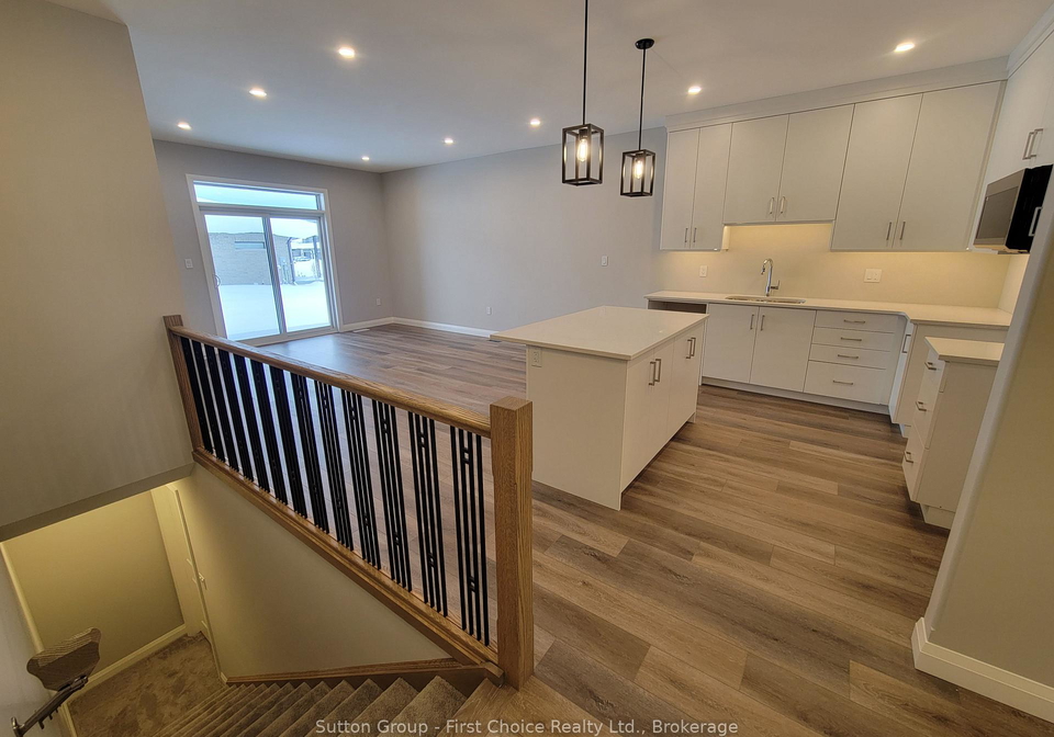 119-rowe-avenue-south-huron-ontario-x12041447