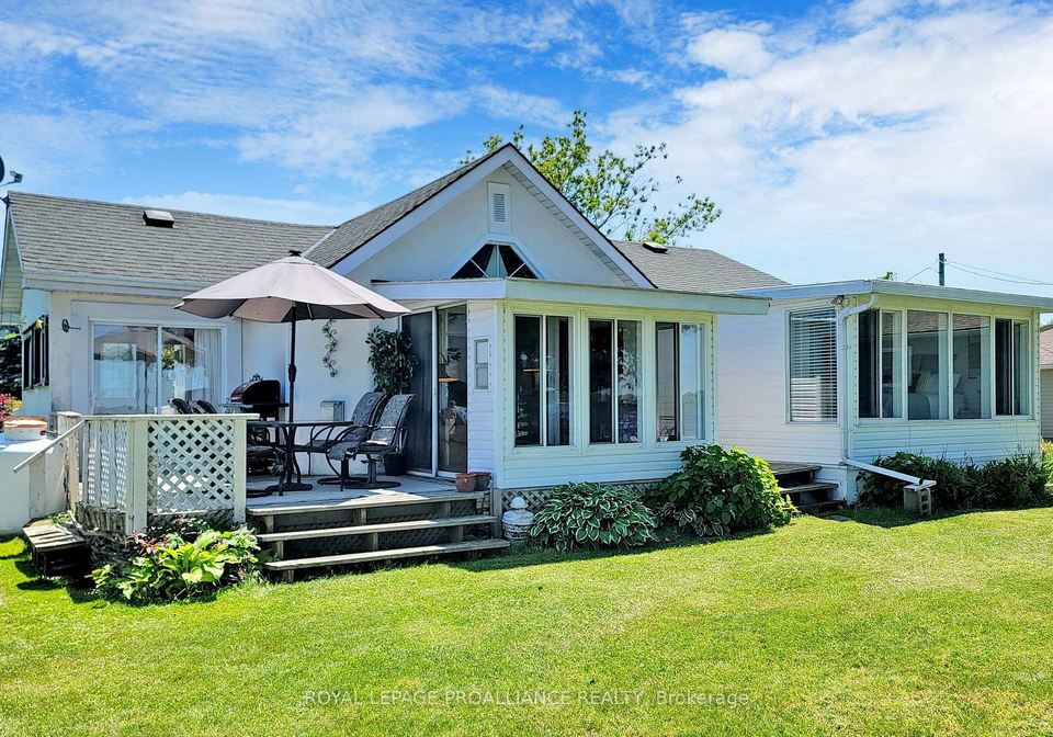 34-ridley-street-prince-edward-county-ontario-x12041569