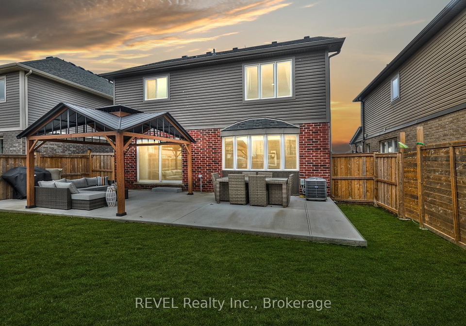 35-spruce-crescent-welland-ontario-x12041646