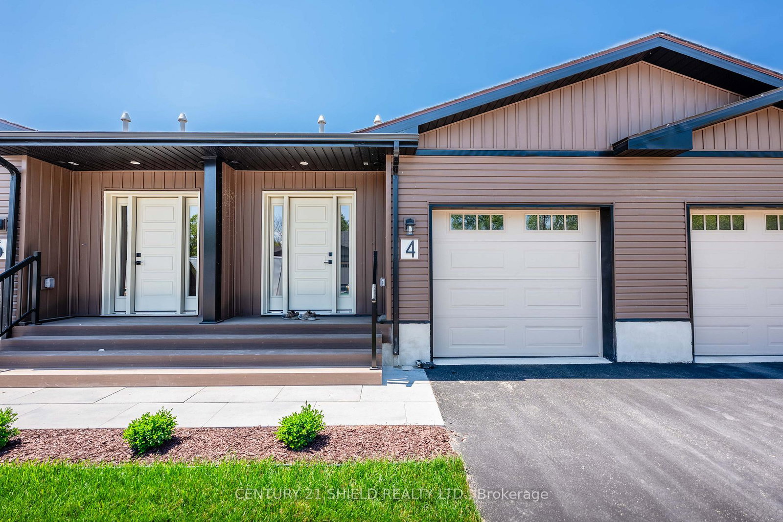 4-erindale-lane-south-stormont-ontario-x12042064