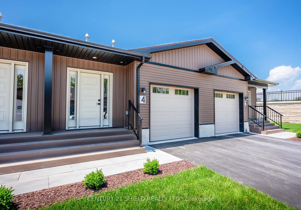 4-erindale-lane-south-stormont-ontario-x12042064