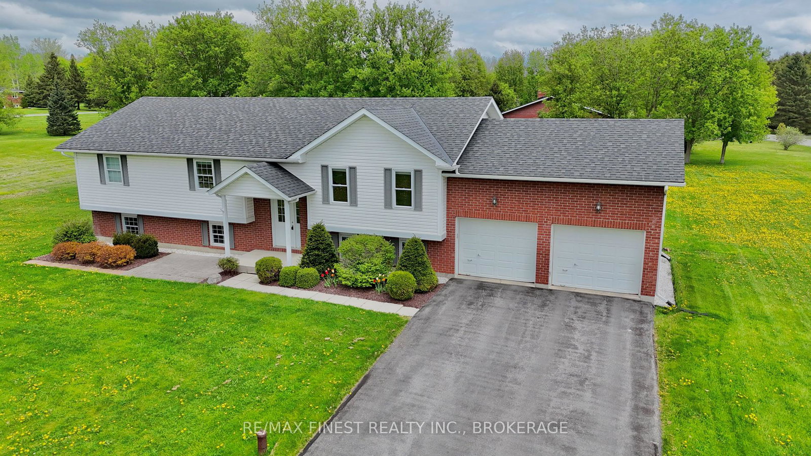 4360-ashwood-drive-south-frontenac-ontario-x12042404