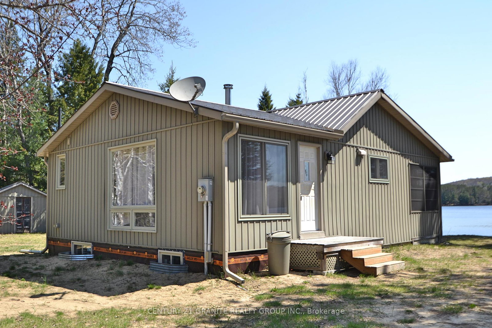 304-centre-road-hastings-highlands-ontario-x12042522