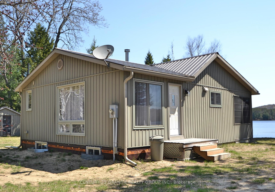 304-centre-road-hastings-highlands-ontario-x12042522