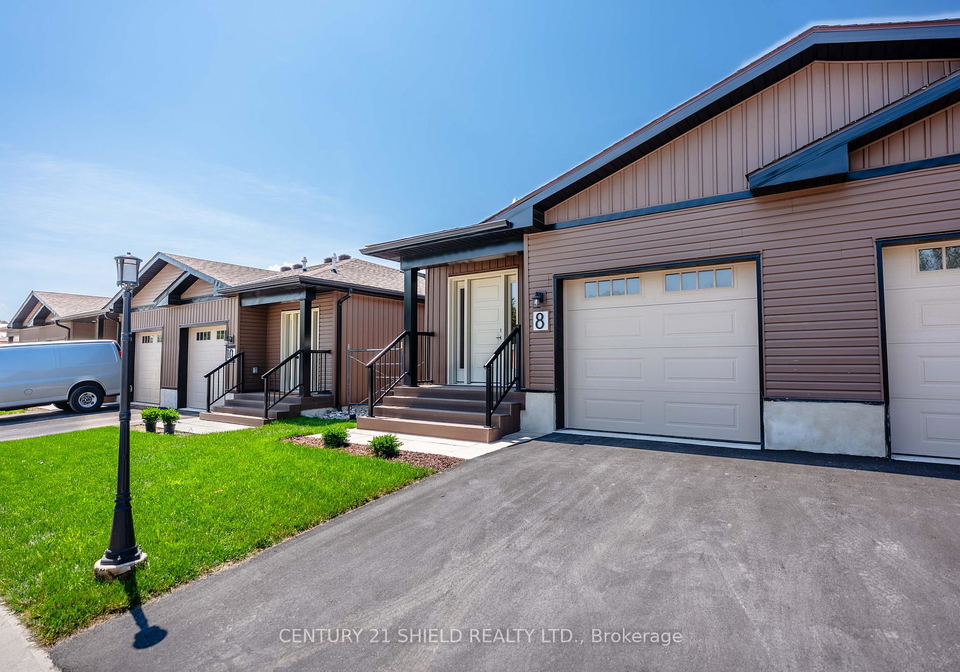 8-erindale-lane-south-stormont-ontario-x12042701