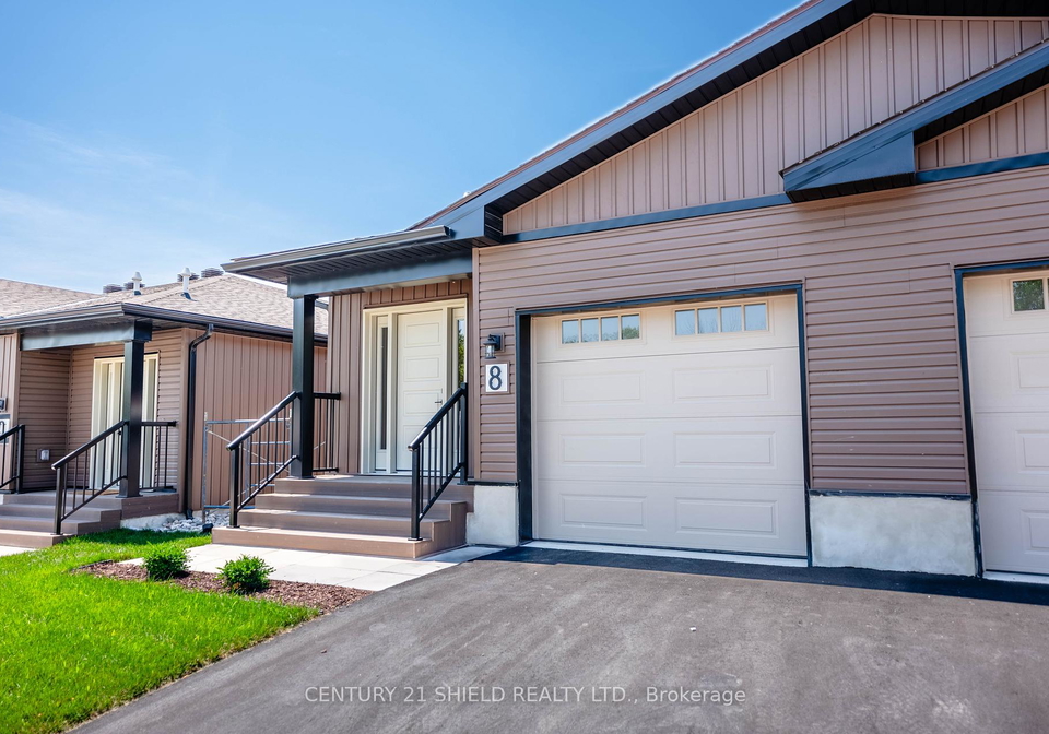 8-erindale-lane-south-stormont-ontario-x12042701