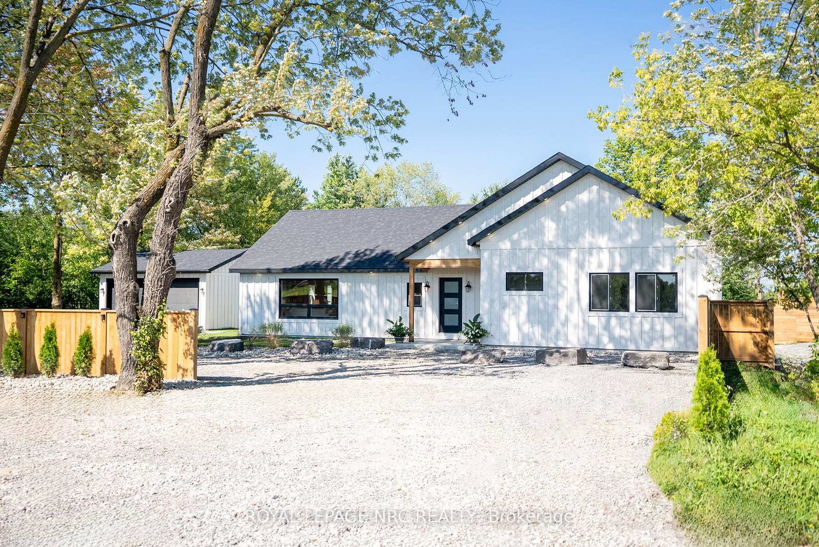 2062-snider-road-port-colborne-ontario-x12042778