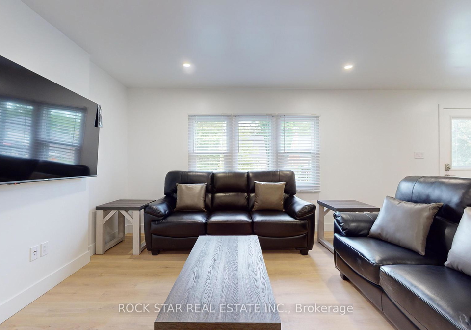 38-albion-street-london-north-ontario-x12043679