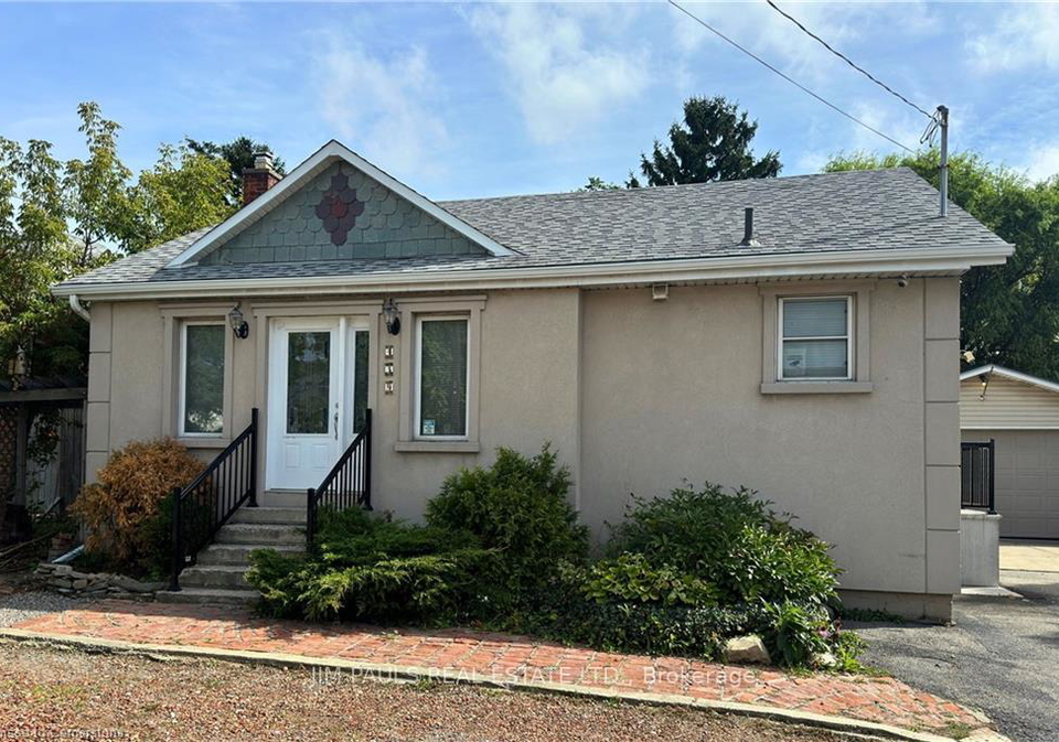 439-upper-gage-avenue-hamilton-ontario-x12044902