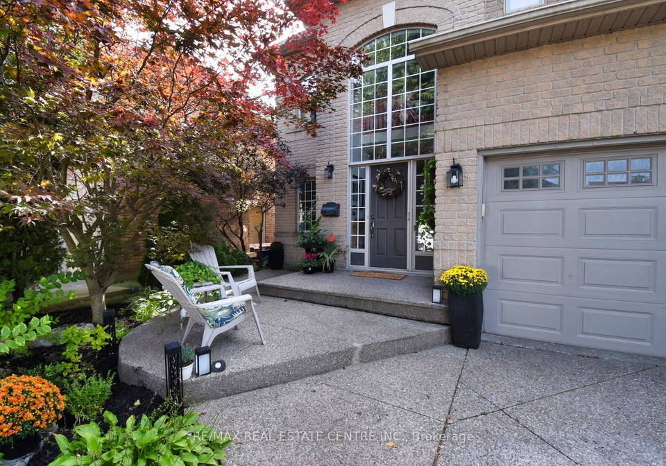 47-surrey-drive-hamilton-ontario-x12044939