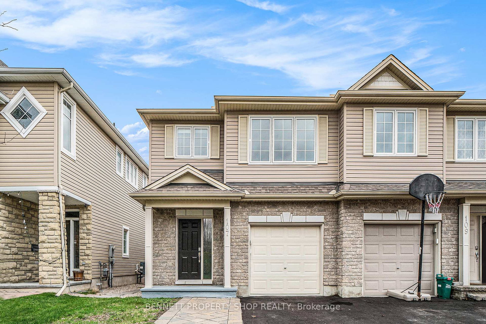 107-bandelier-way-ottawa-ontario-x12045577