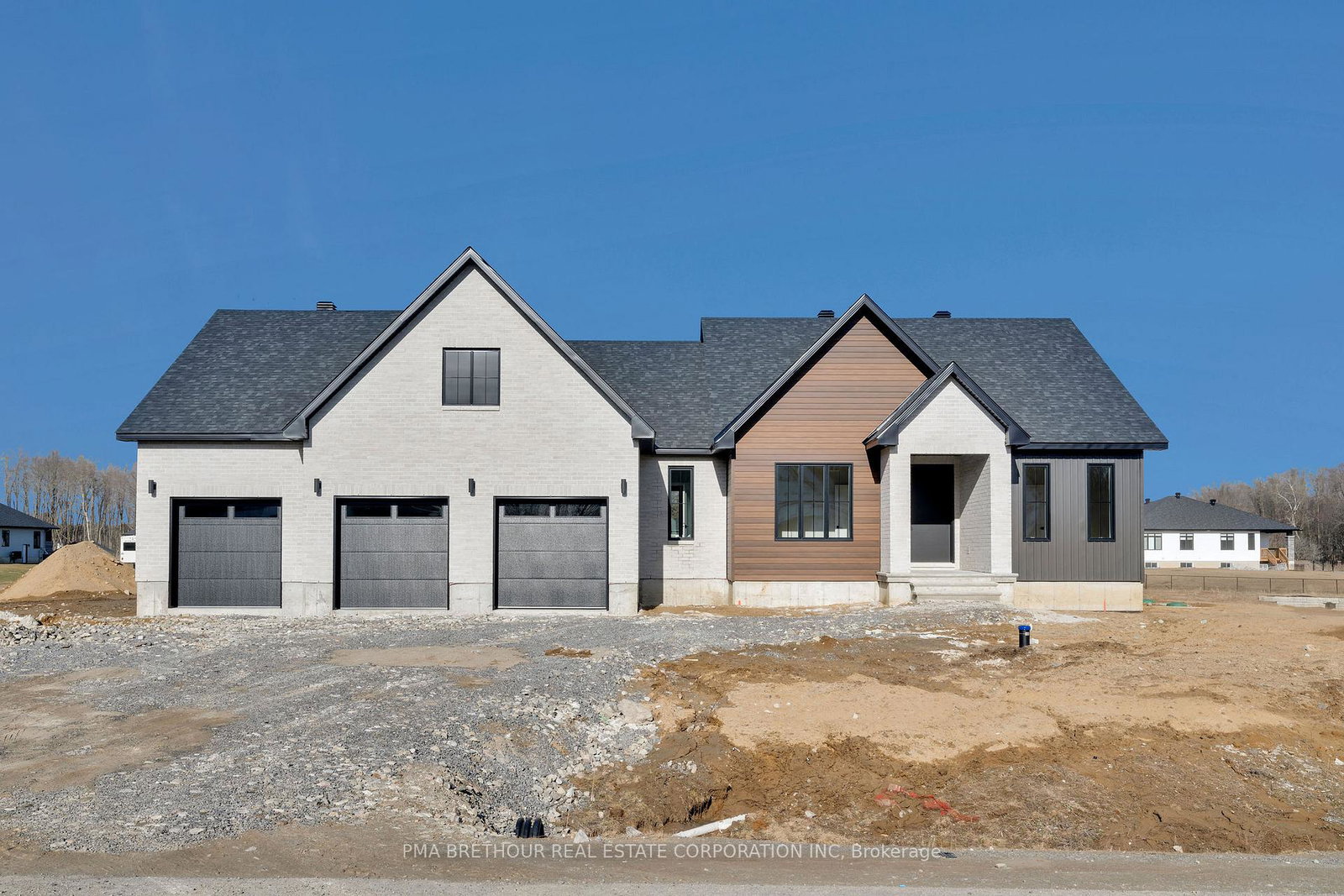 1695-sharon-street-north-dundas-ontario-x12045973