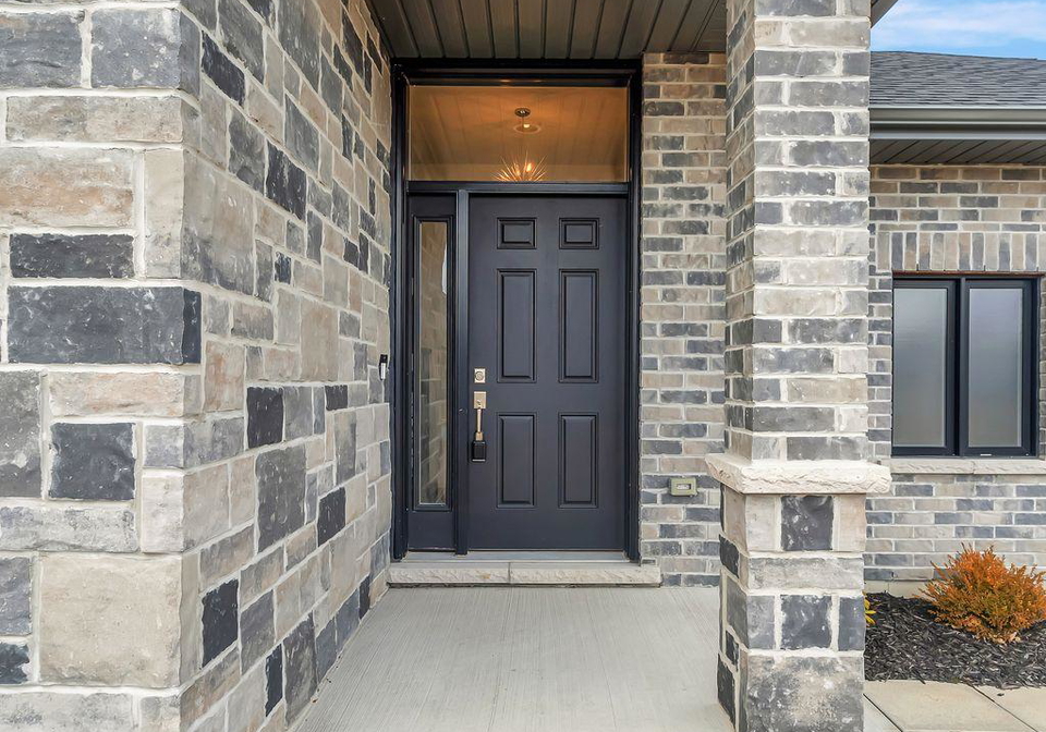 16-perth-court-belleville-ontario-x12046019