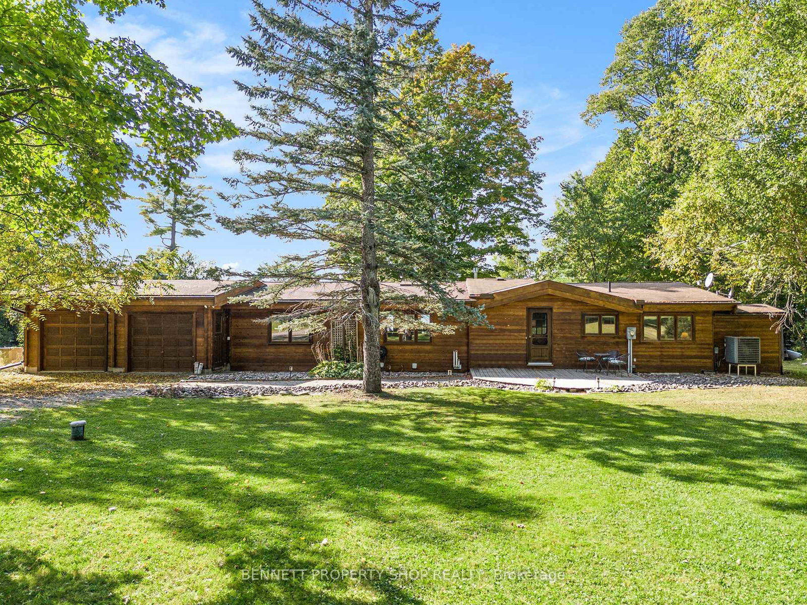 1031-barryvale-road-greater-madawaska-ontario-x12046397