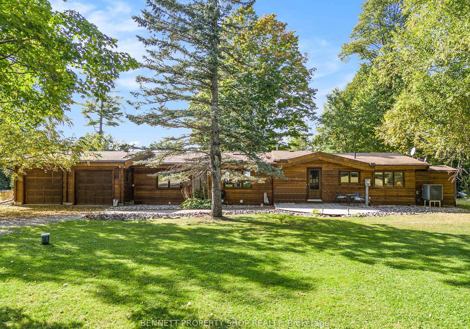 1031-barryvale-road-greater-madawaska-ontario-x12046397