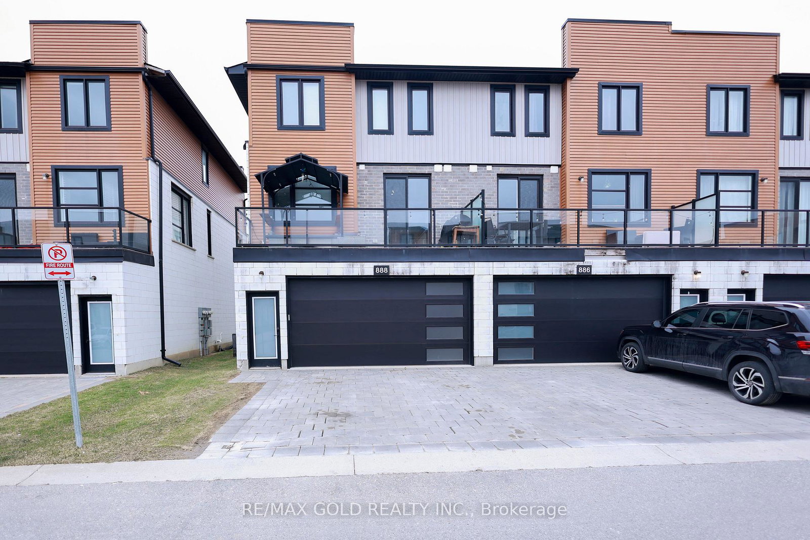 888-west-village-square-london-ontario-x12047180