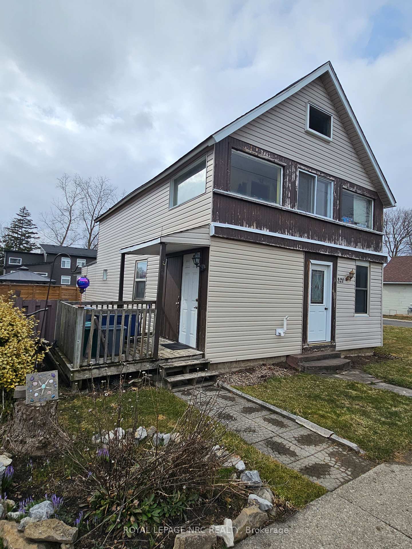321-ridgeway-road-fort-erie-ontario-x12047507