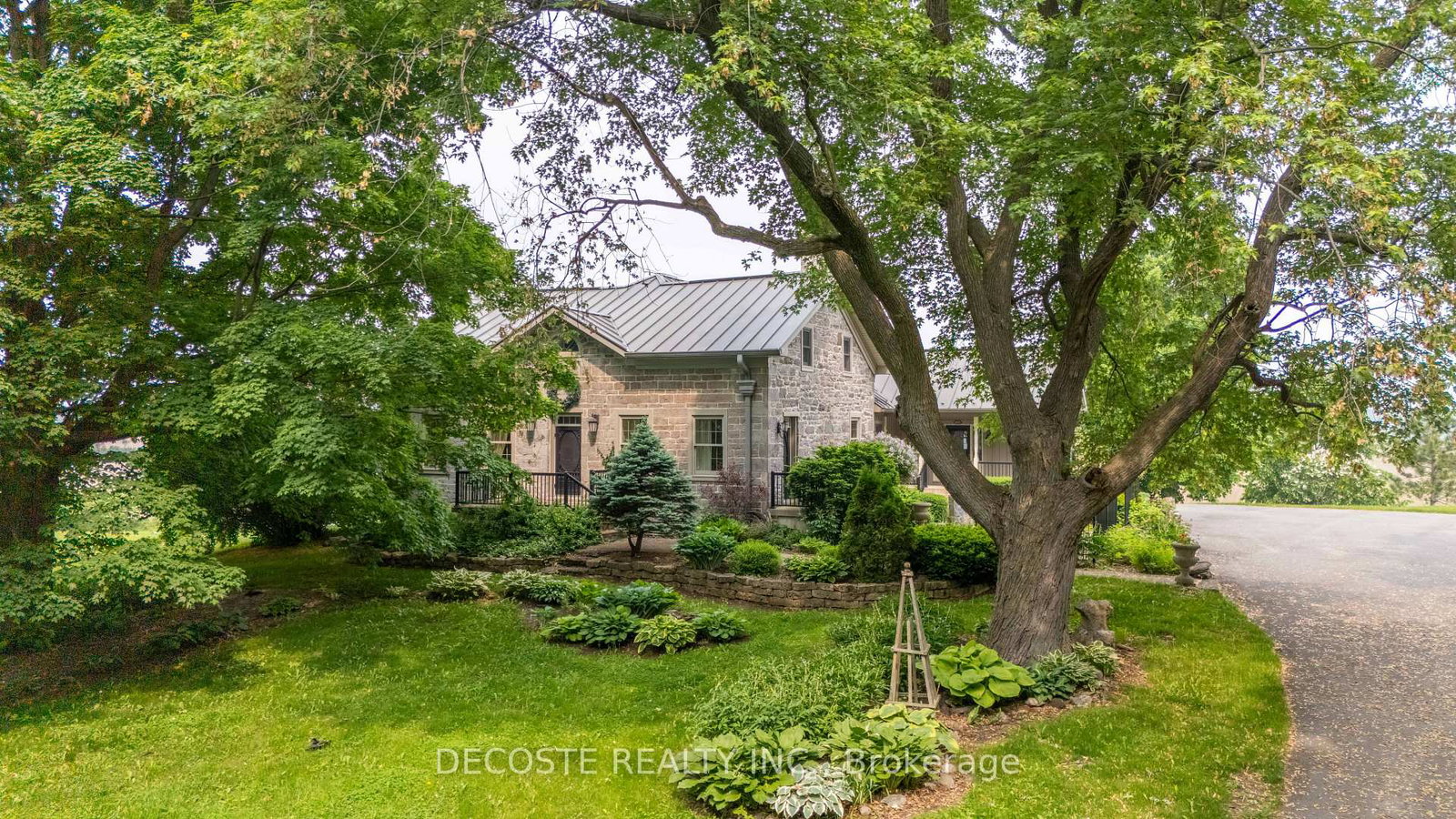 21837-concession-6-road-south-glengarry-ontario-x12049637