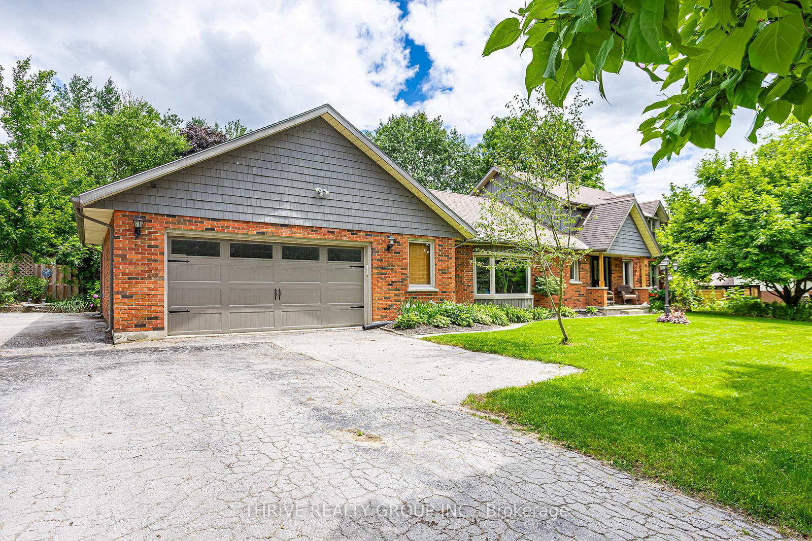 272-chittick-crescent-thames-centre-ontario-x12050349