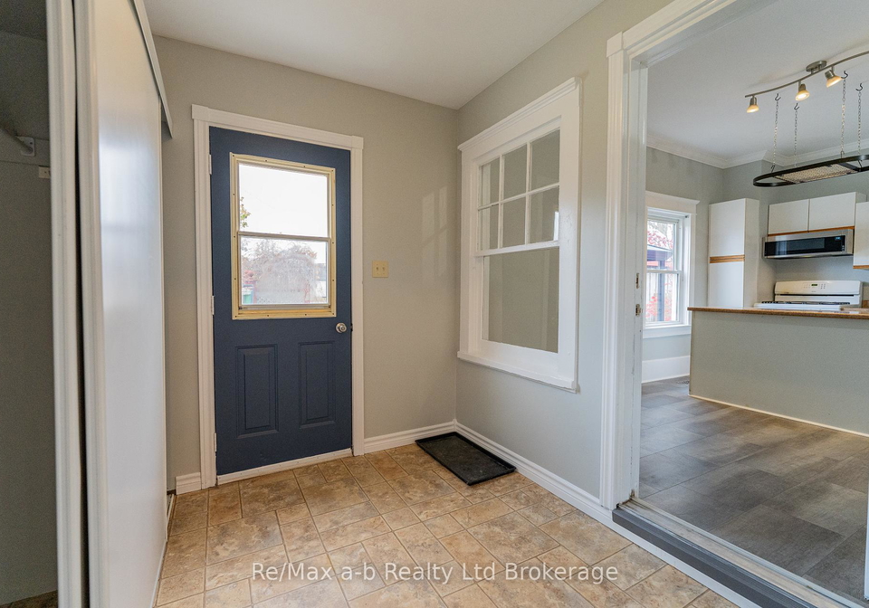 72-74-brock-street-e-tillsonburg-ontario-x12051662